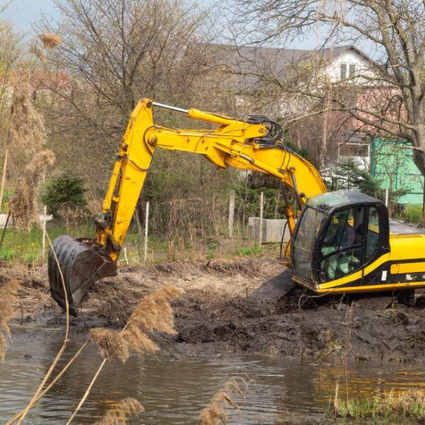 Lake-and-Pond-Excavation-600x600